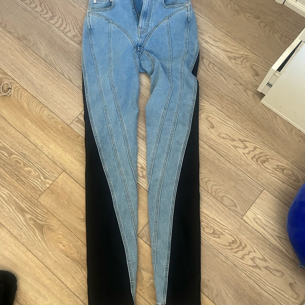Stylish Blue and Black Women's Jeans